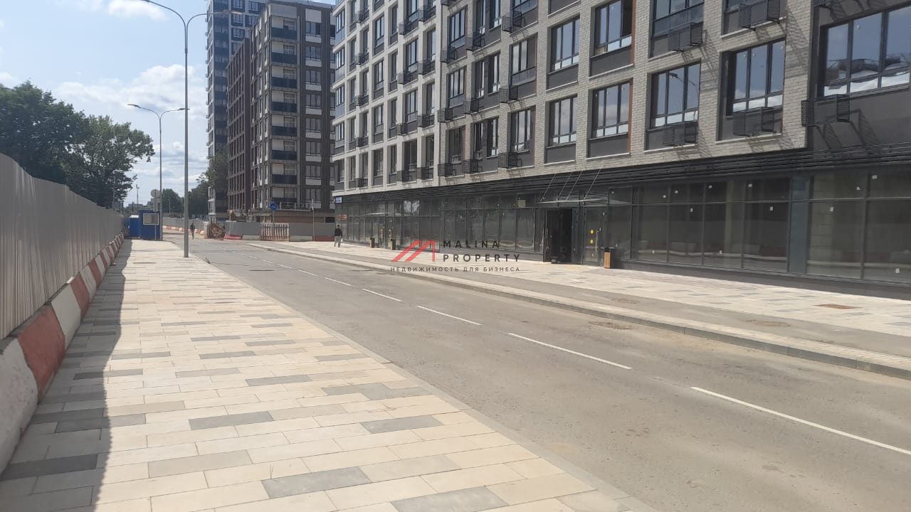 Продажа торгового помещения в ЖК "Скандинавия центр"