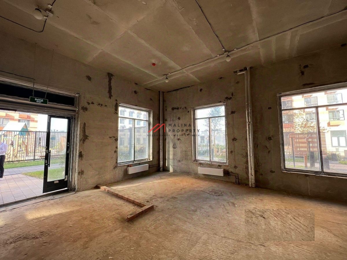 Продажа торгового помещения в ЖК "Бунинские луга"