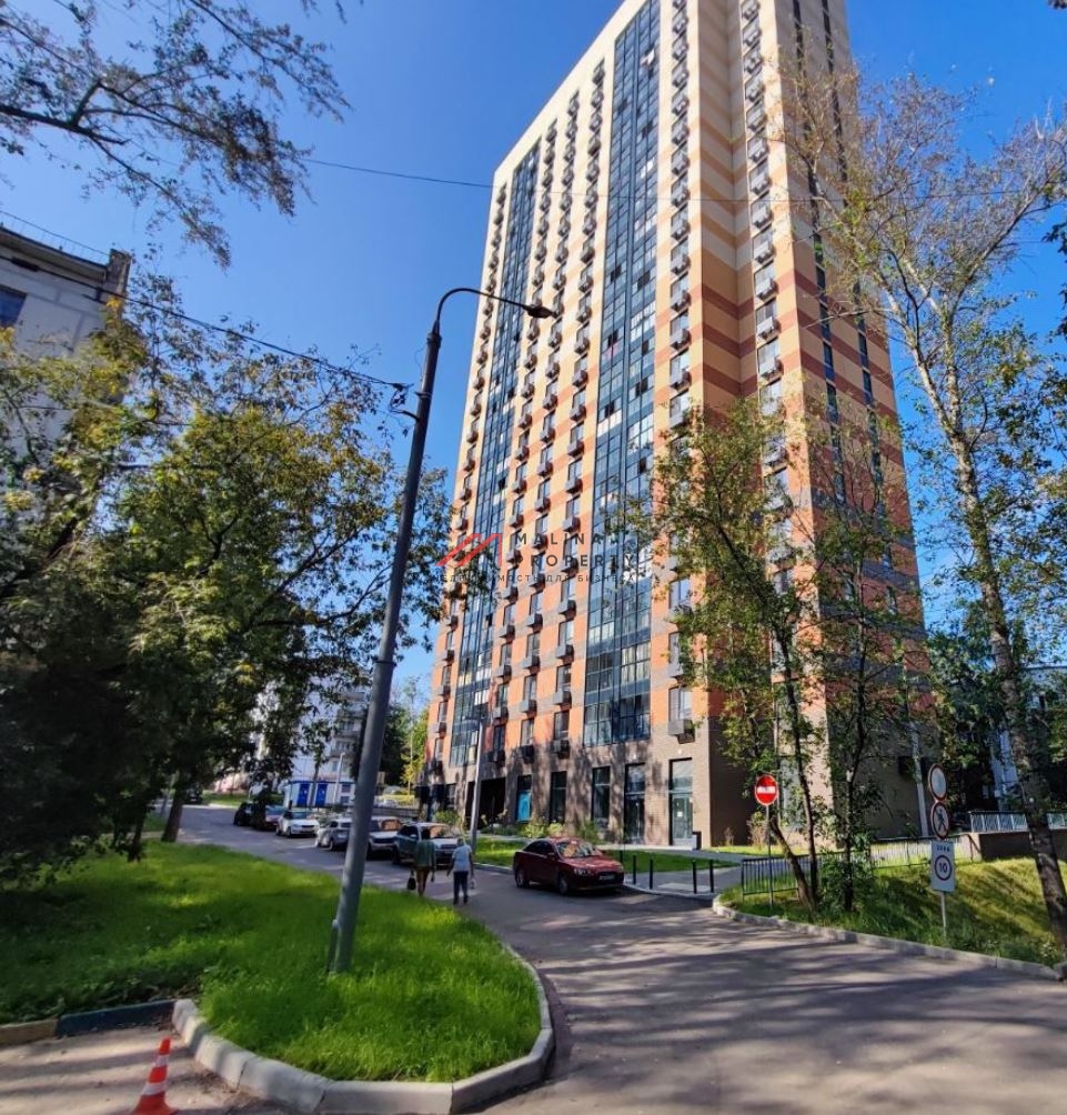 Продажа торгового помещения в новом доме 