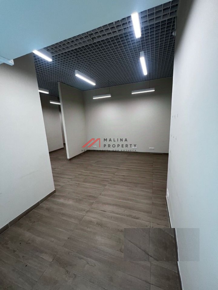 Продажа торгового помещения в новом доме 