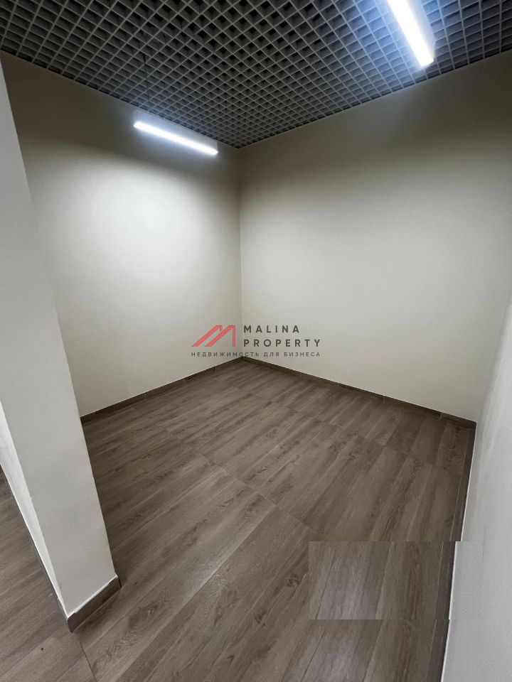 Продажа торгового помещения в новом доме 