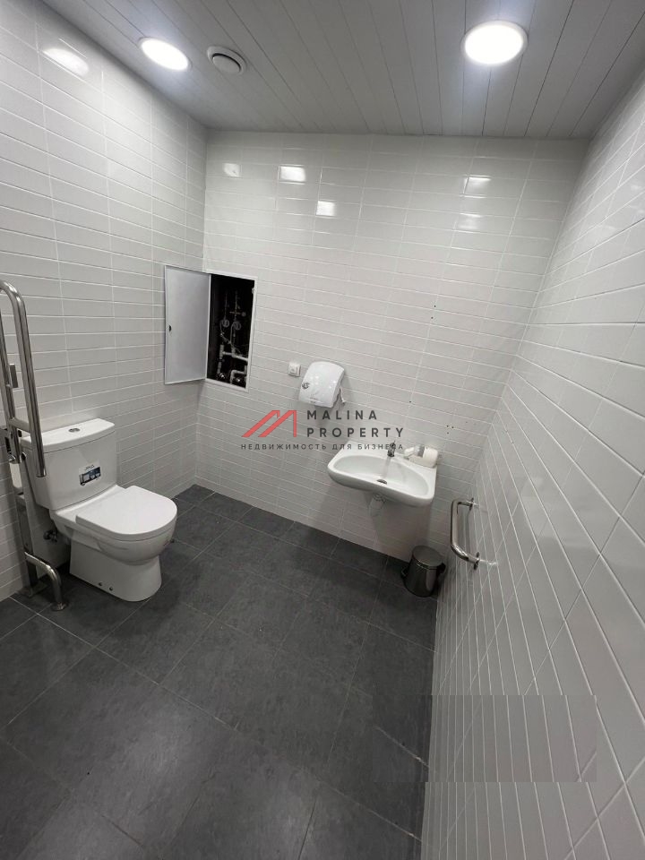 Продажа торгового помещения в новом доме 