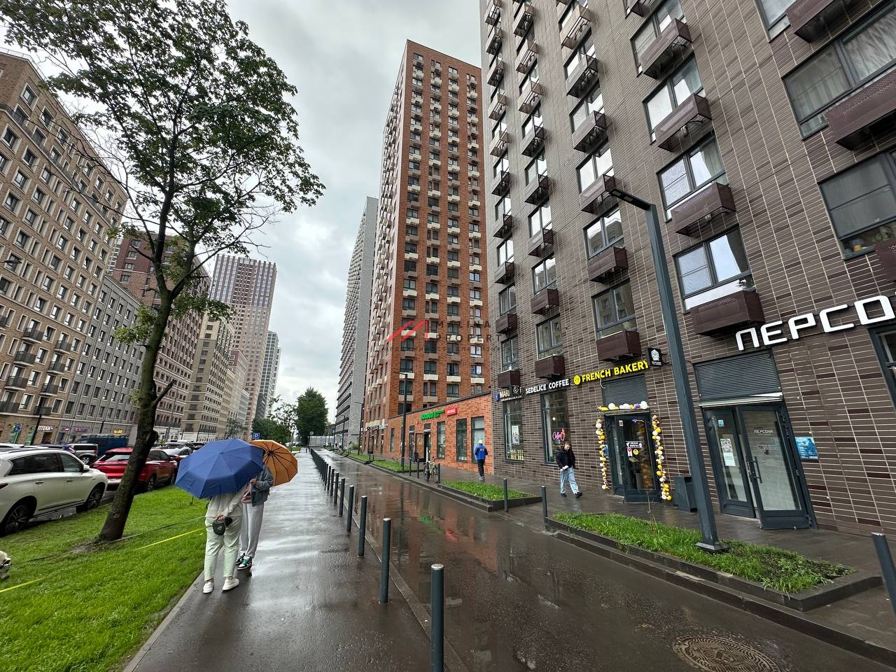 Продажа торгового помещения с сетевыми арендаторами