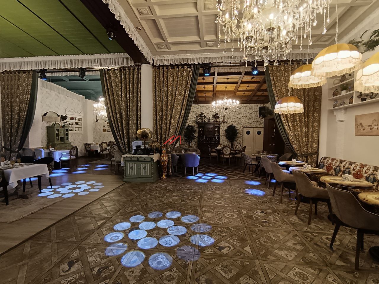 Продажа торгового центра в поселке Барвиха-Клаб