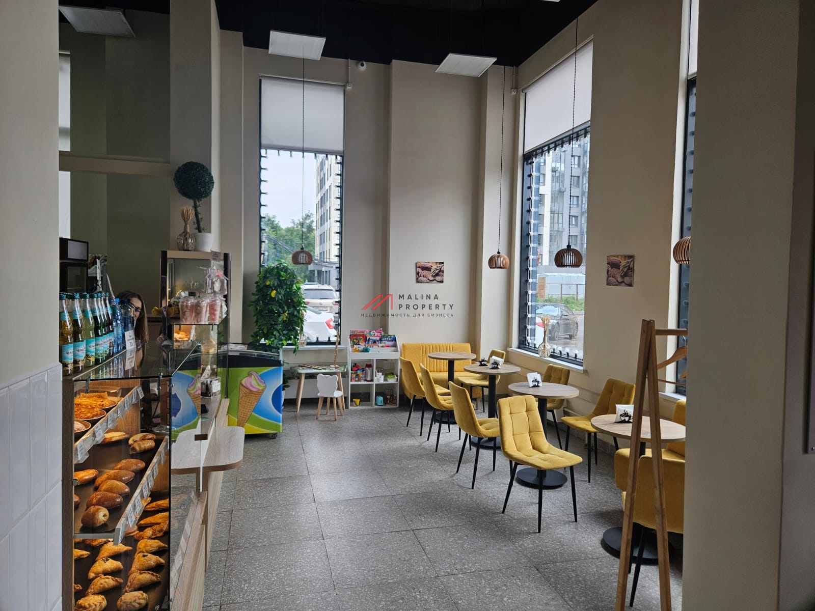 Продажа помещения с арендатором в ЖК "Митинский Лес"