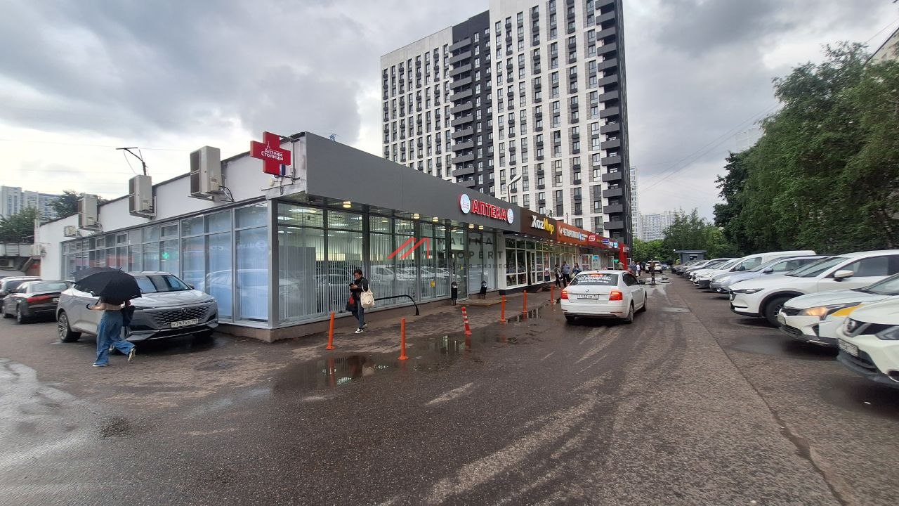 Продажа помещения с арендаторами у метро Коньково