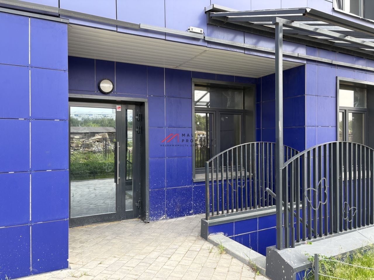 Аренда торгового помещения "В стремлении к свету"