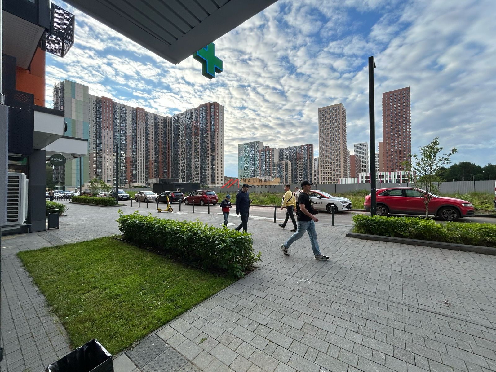 Помещение с сетевой аптекой в ЖК Митинский лес