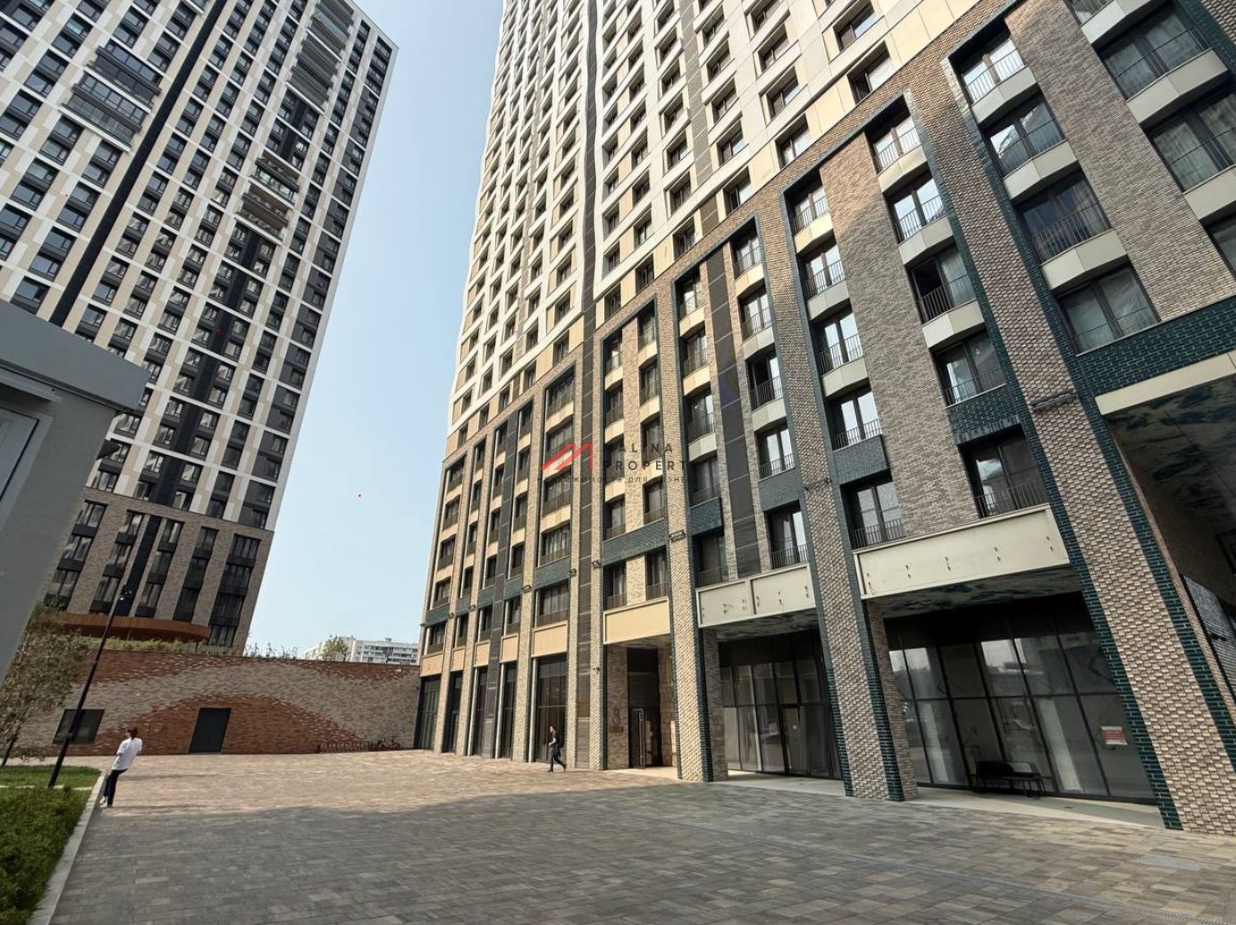 Продажа торгового помещения в жилом комплексе "EVER"