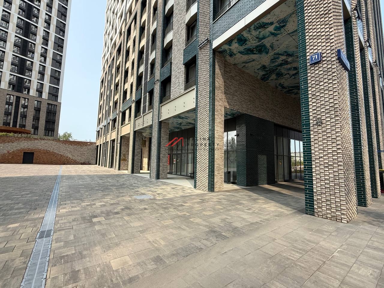 Продажа торгового помещения в жилом комплексе "EVER"