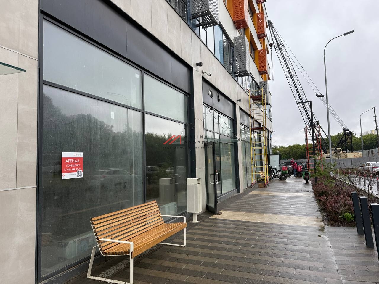 Продажа коммерческого помещения в ЖК "Спутник"