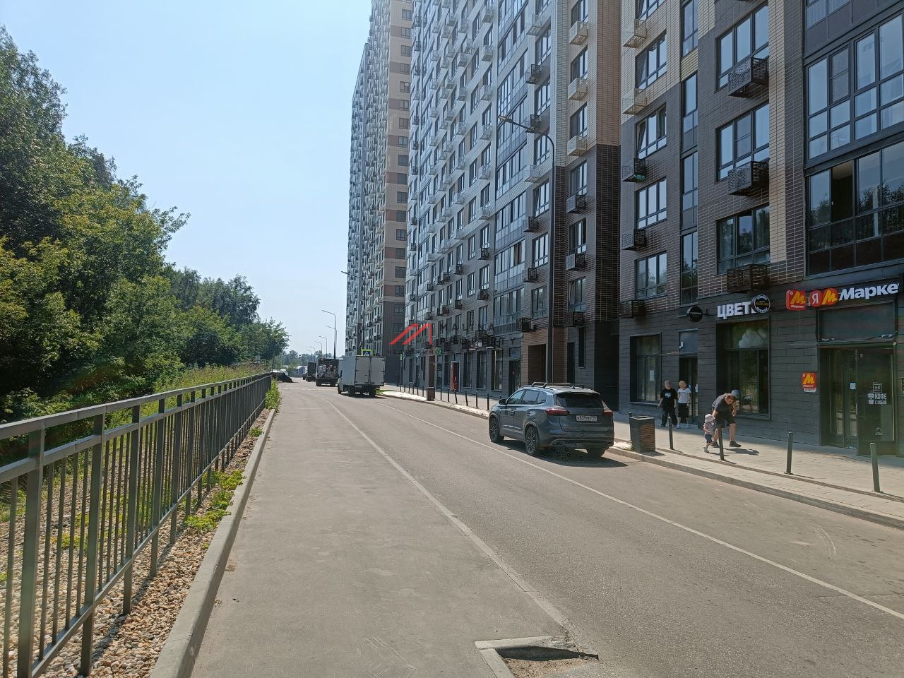 Продажа торгового помещения в ЖК "1-й Лермонтовский"