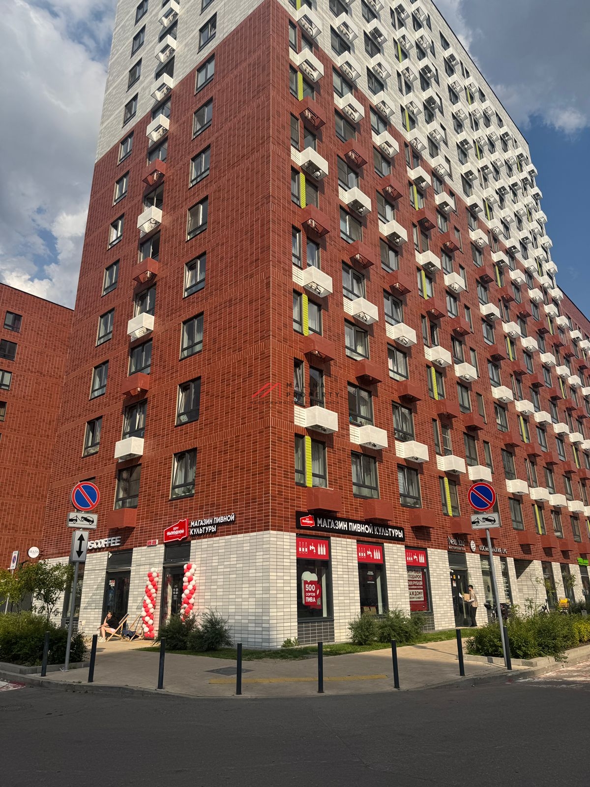 Продажа торгового помещения у метро Филатов луг