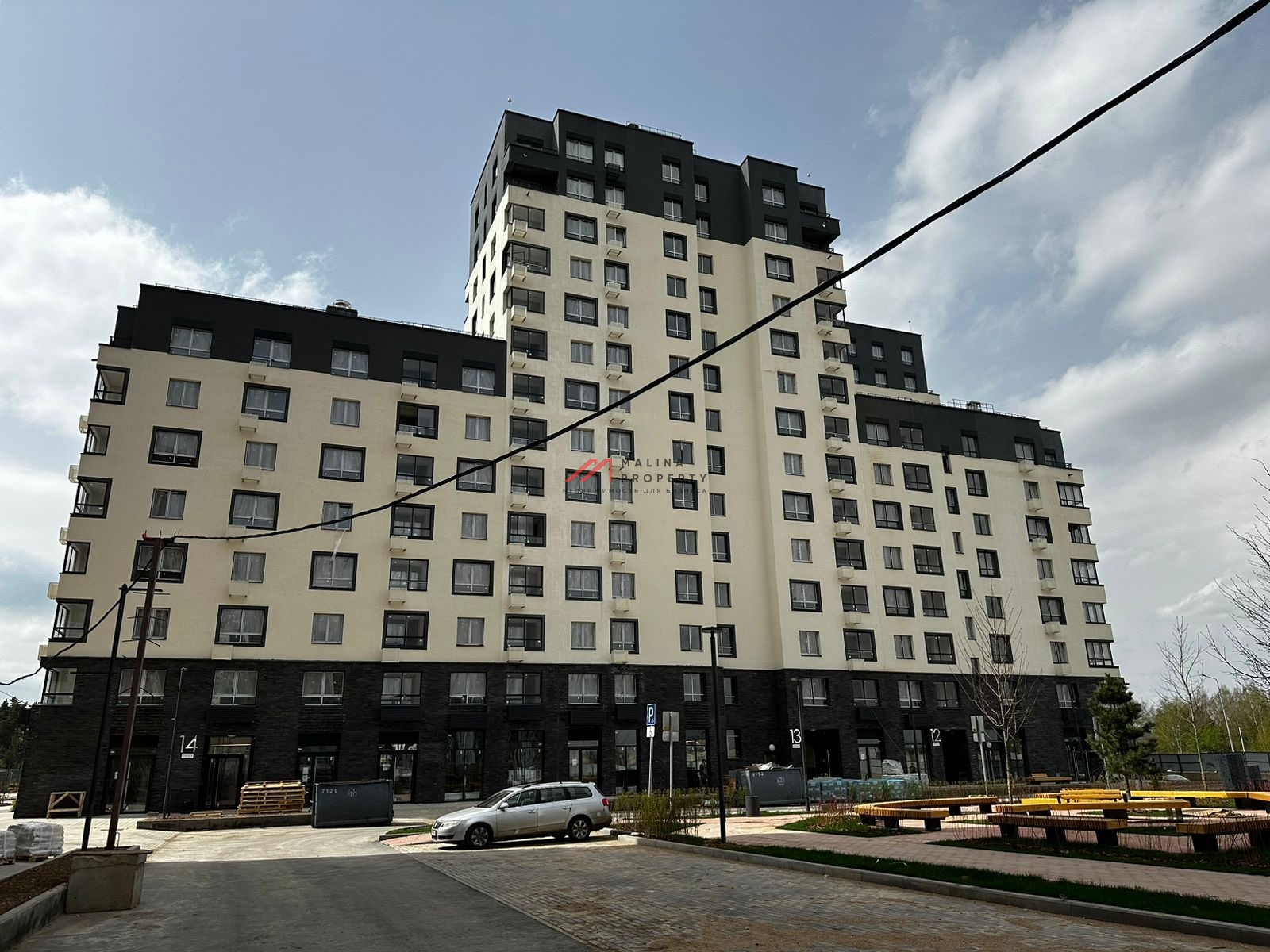 Продажа торгового помещения в ЖК "Новые Ватутинки, мкр. Центральный"