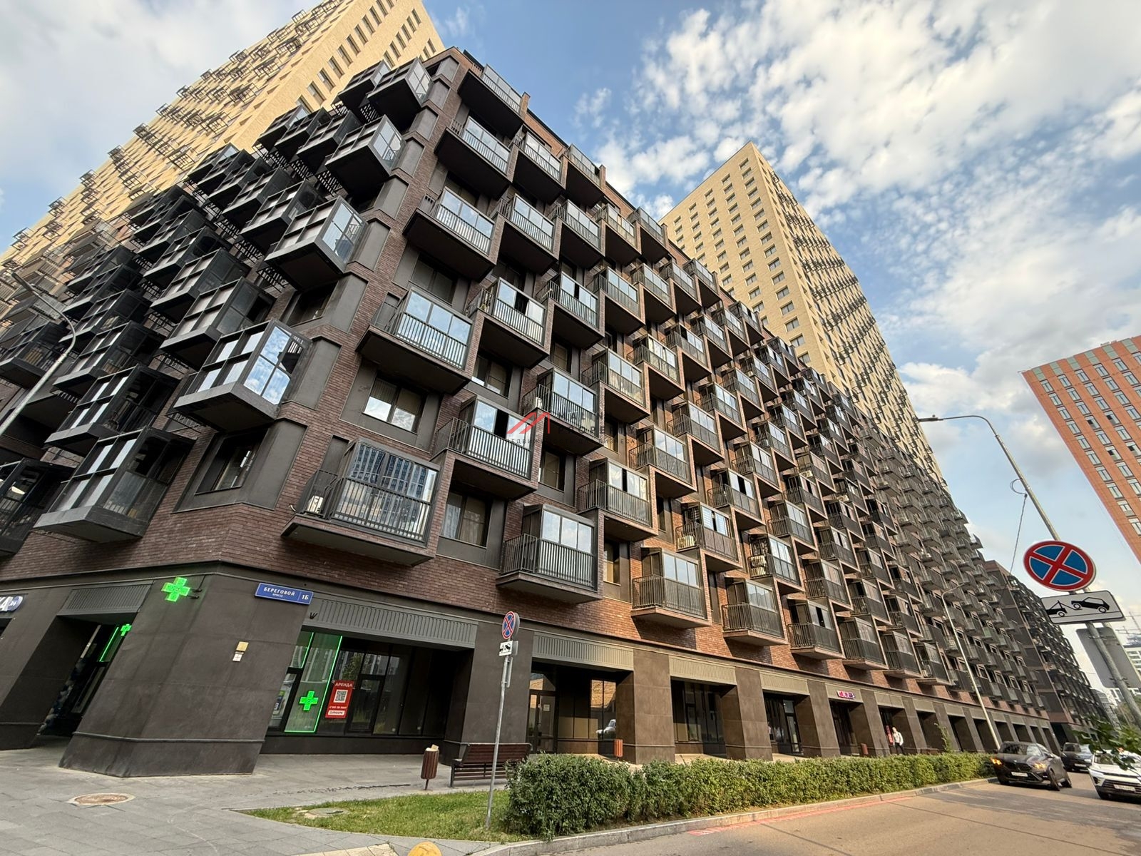 Продажа помещения на Филях с "Магнитом"