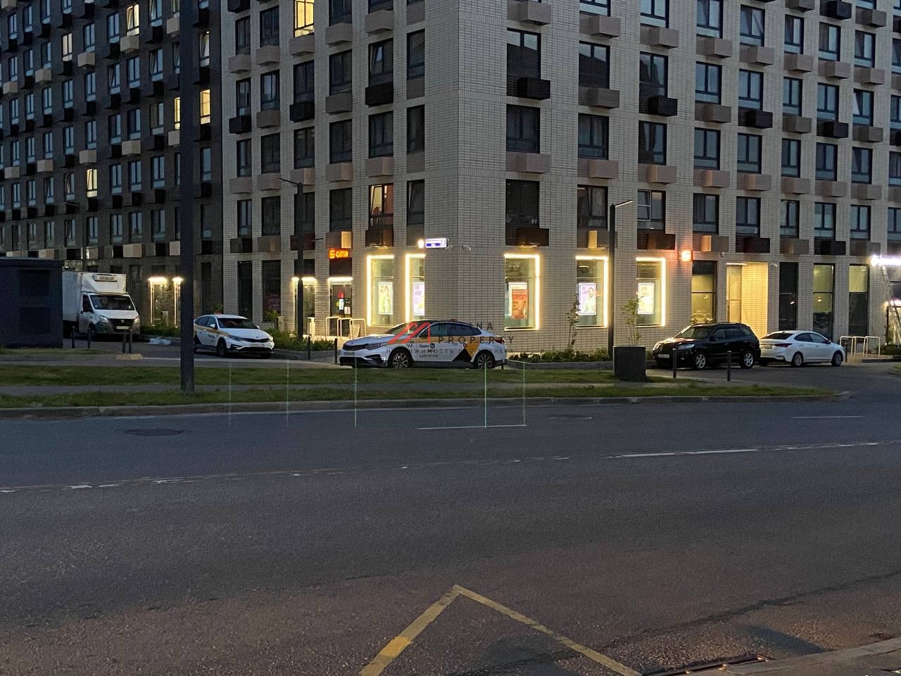 Продажа помещения с "Магнитом" на 1-й линии ЖК