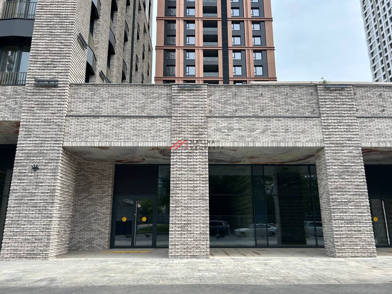 Аренда нежилого помещения в ЖК "EVER-2" 