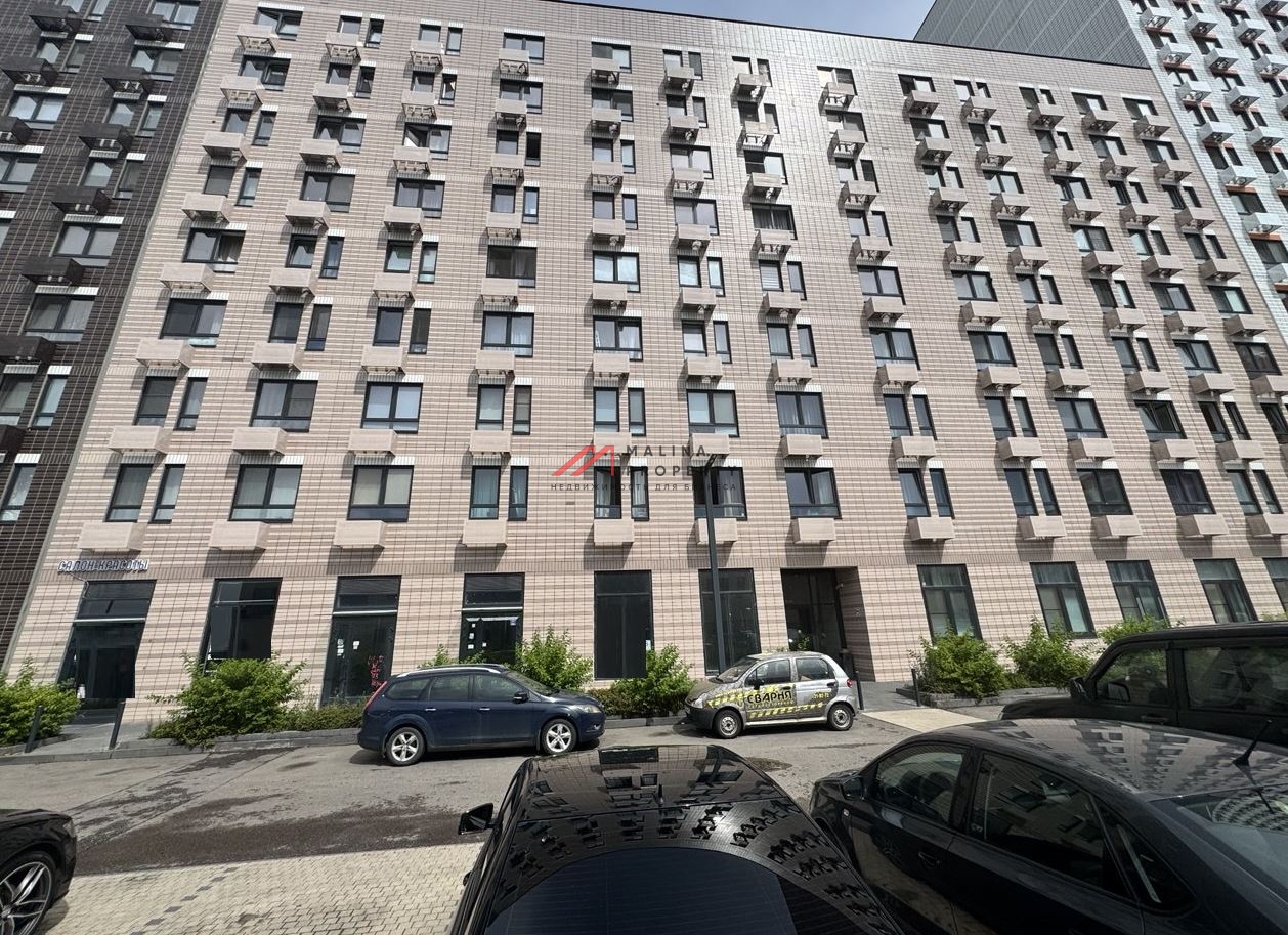 Продажа торгового помещения в ЖК "Бунинские луга" 