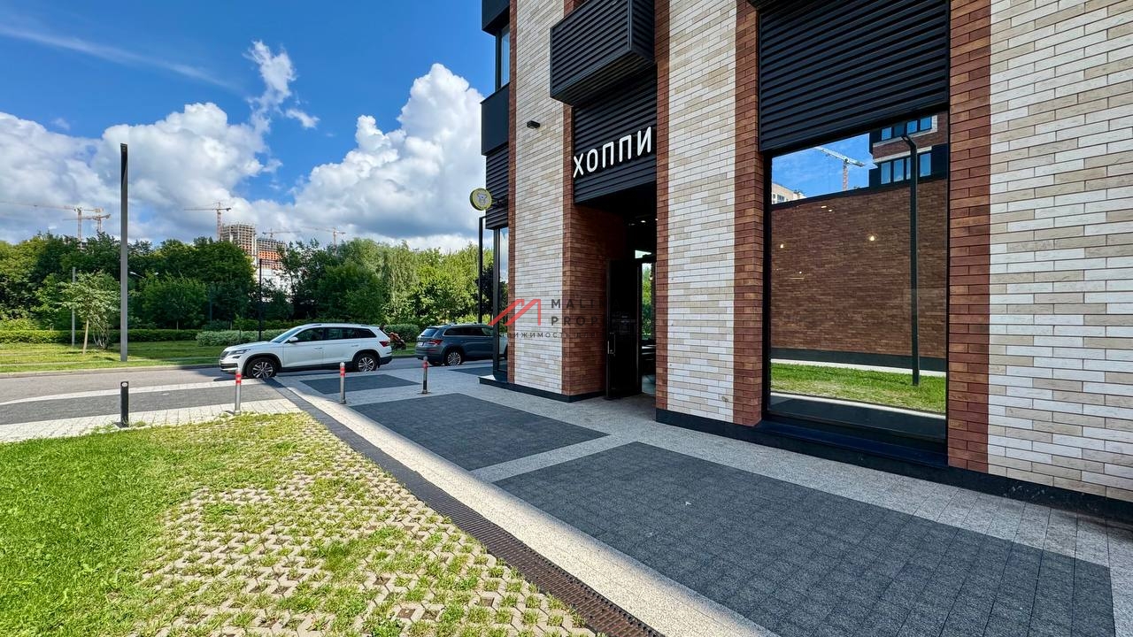 Продажа помещения с арендатором в ЖК Level Амурская