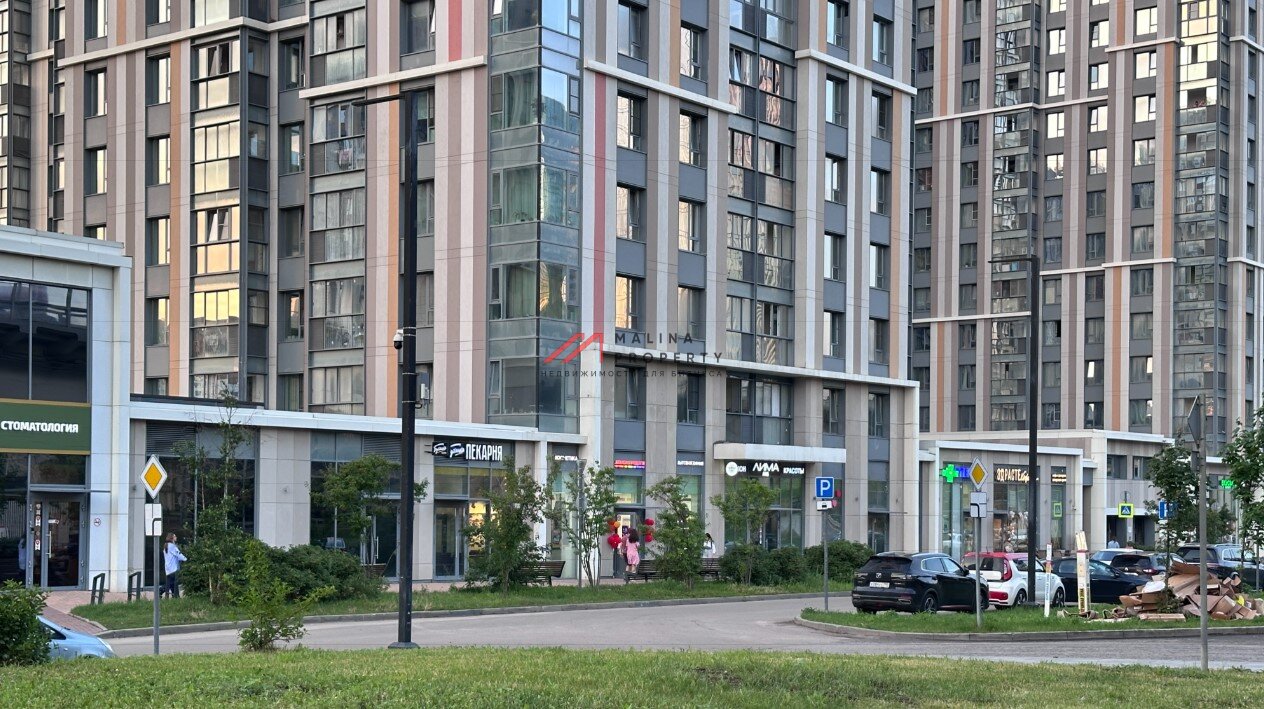 Продажа помещения с арендатором "Улыбка Радуги" 