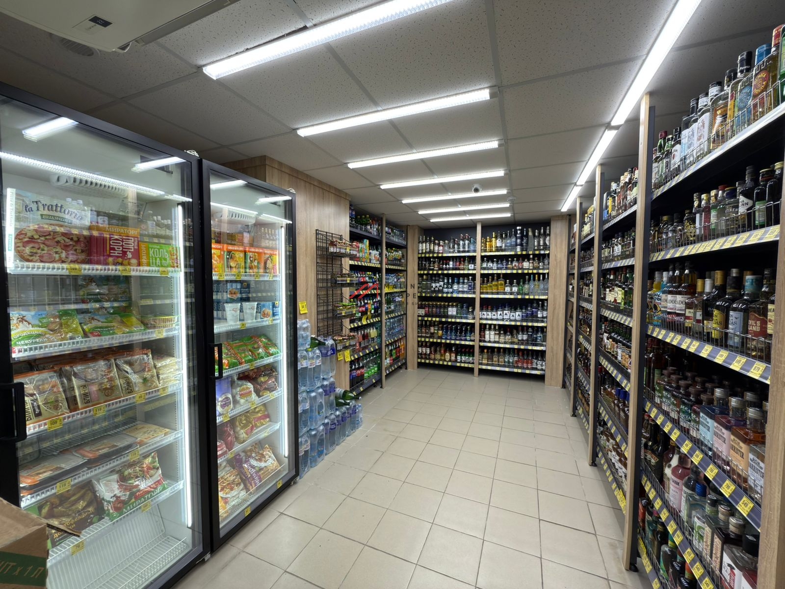 Продажа торгового помещения с арендатором