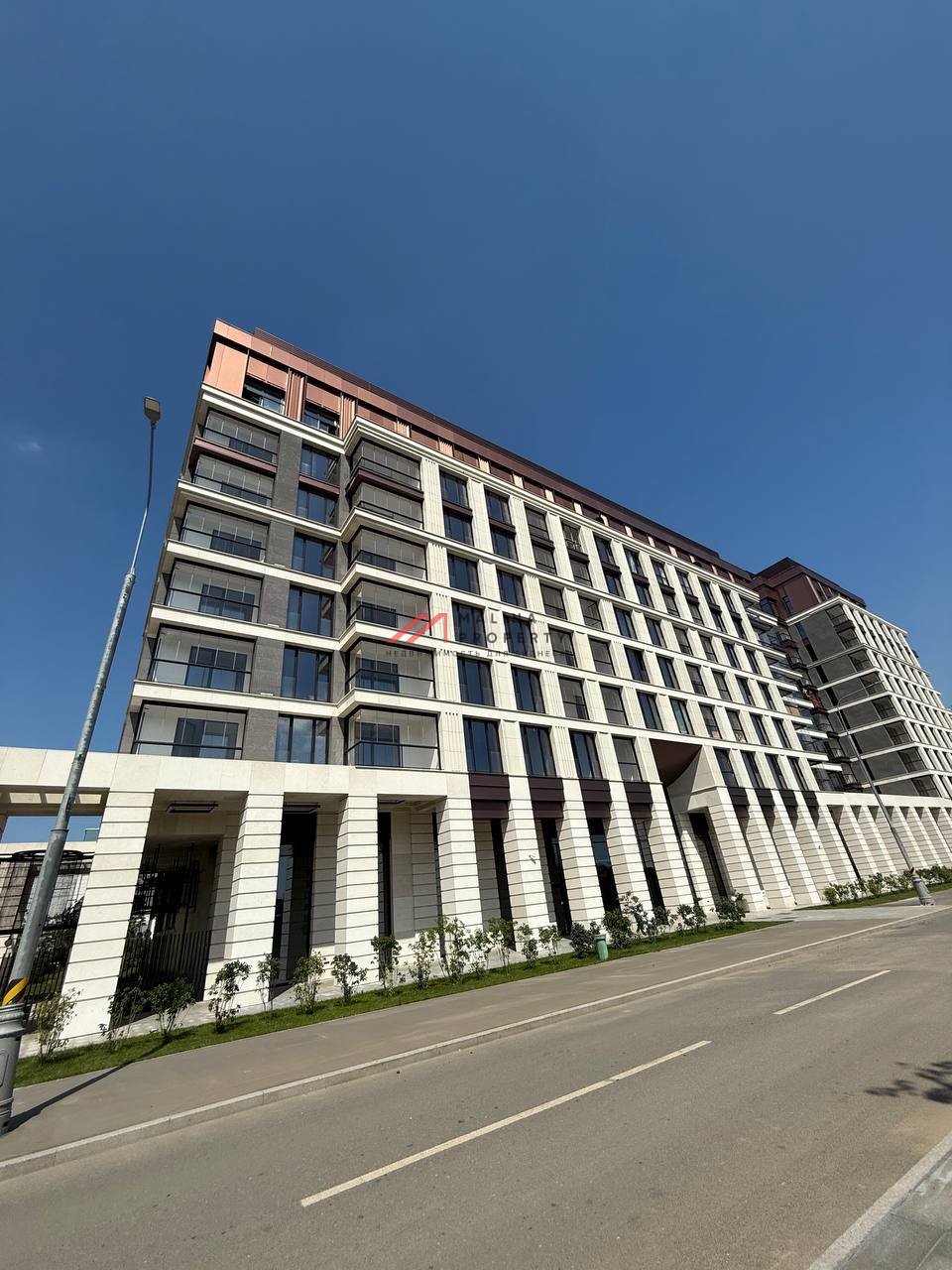 Аренда торгового помещения в жилом комплексе "Остров"