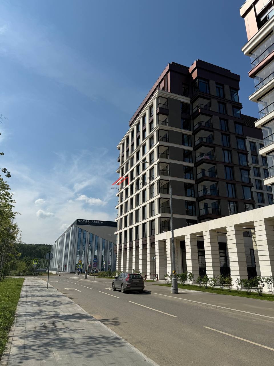 Аренда торгового помещения в жилом комплексе "Остров"