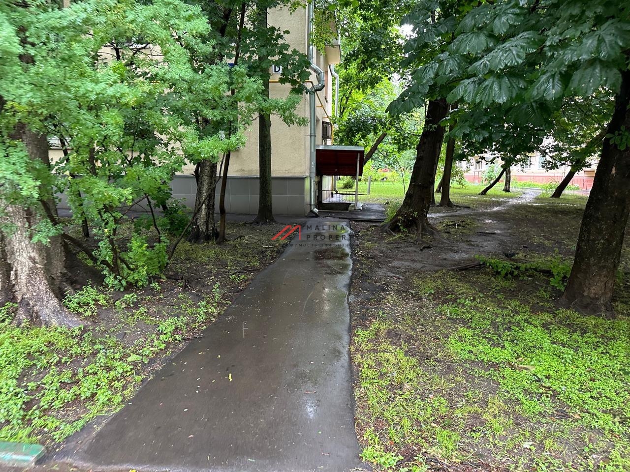 Аренда торгового помещения на Никитинской