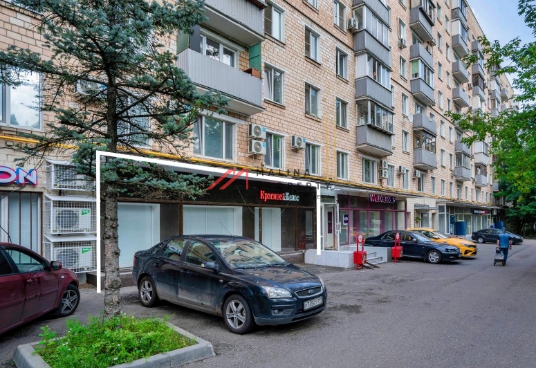 Продажа помещения с арендатором Красное и Белое