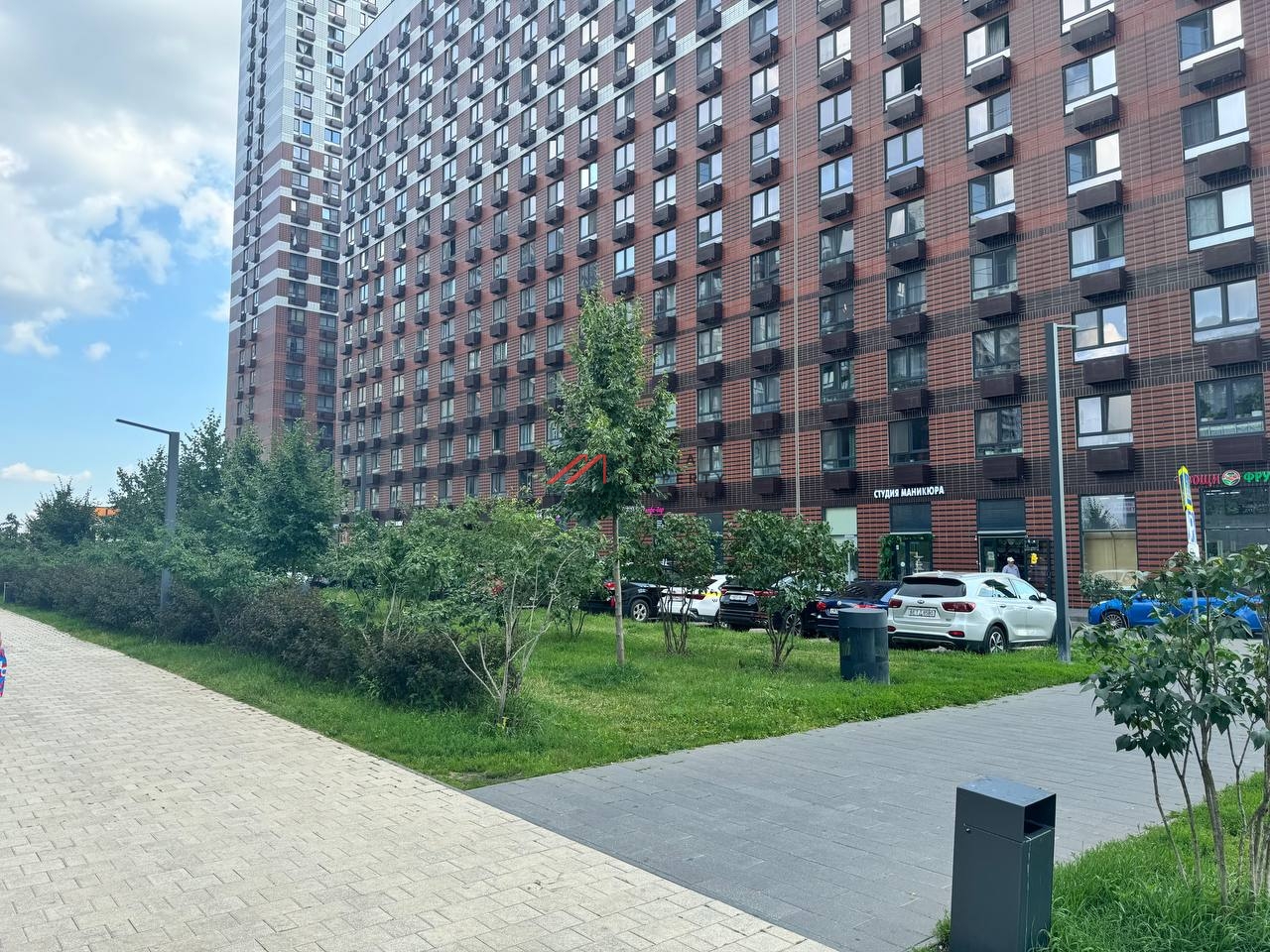 Продажа нежилого помещения в ЖК Белая Дача