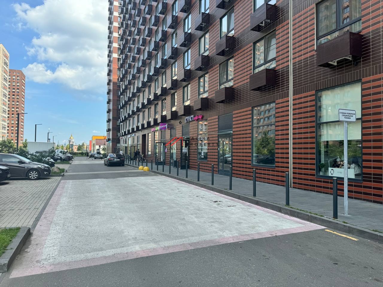 Продажа нежилого помещения в ЖК Белая Дача