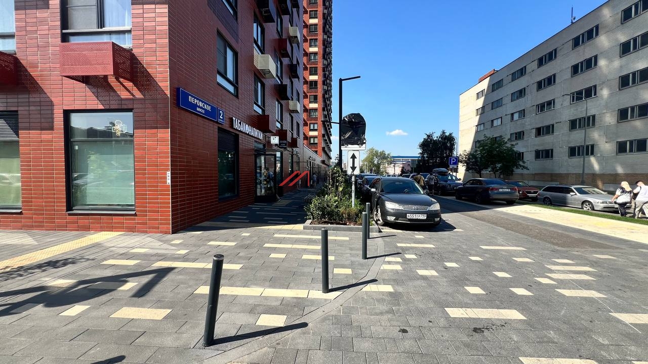 Продажа помещения на 1-й линии ЖК с арендатором