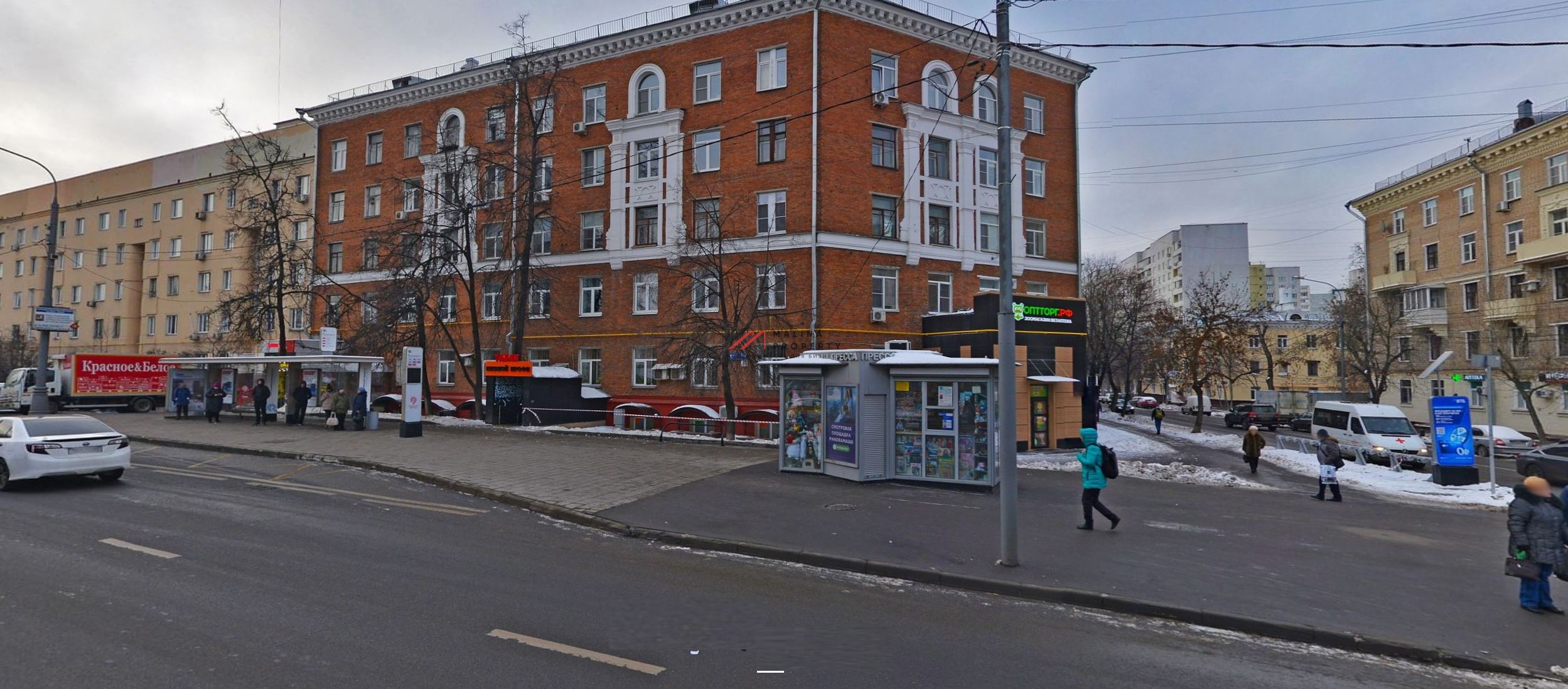 Продажа торгового помещения с арендаторами