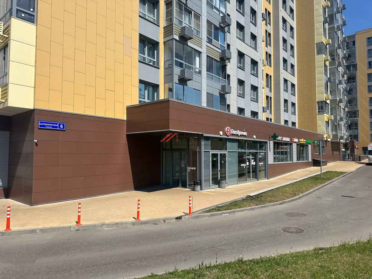Продажа коммерческого помещения на Барвихинской