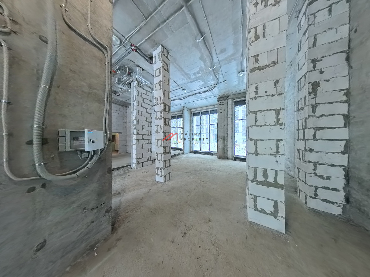 Аренда торгового помещения в новом доме