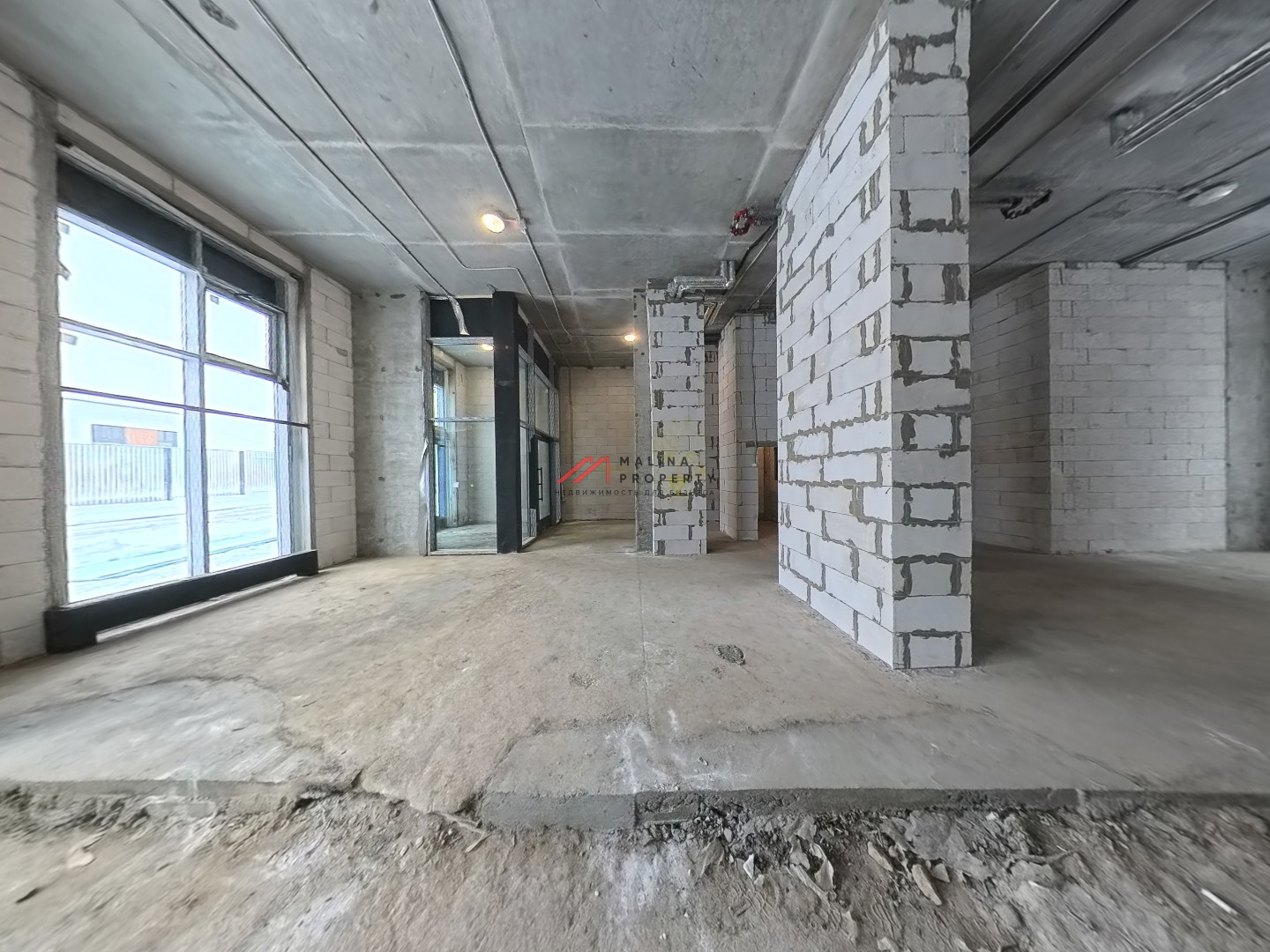 Аренда торгового помещения в новом доме