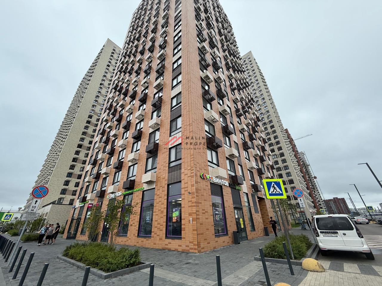 Продажа помещения с арендаторами в ЖК "Кавказский бульвар 51"