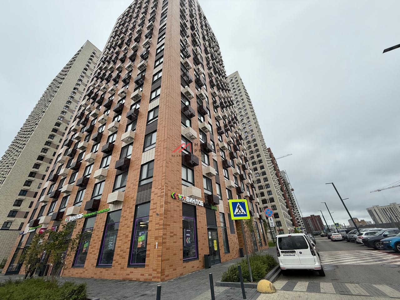 Продажа помещения с арендаторами в ЖК "Кавказский бульвар 51"