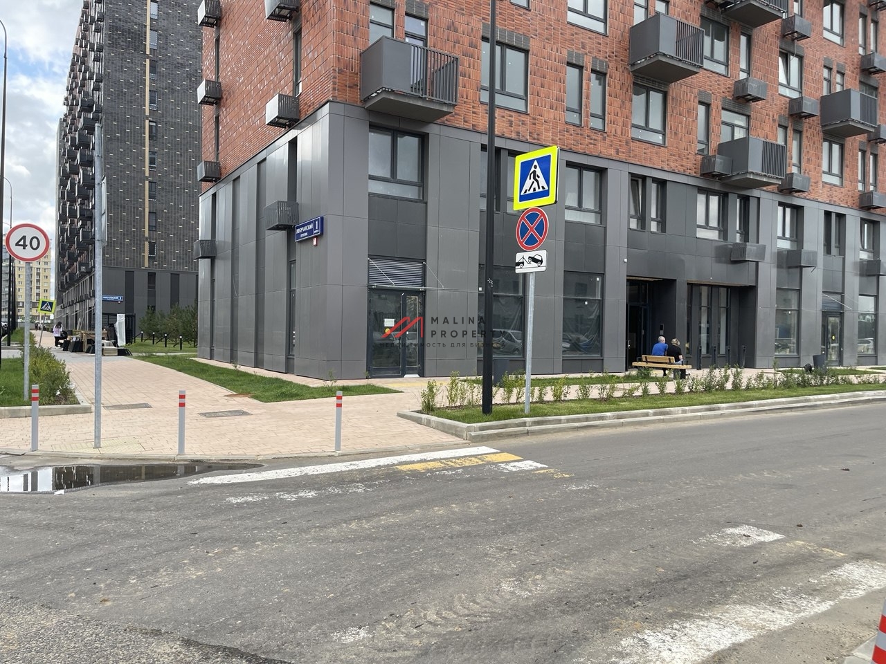 Продажа торгового помещения в ЖК "Остафьево" 