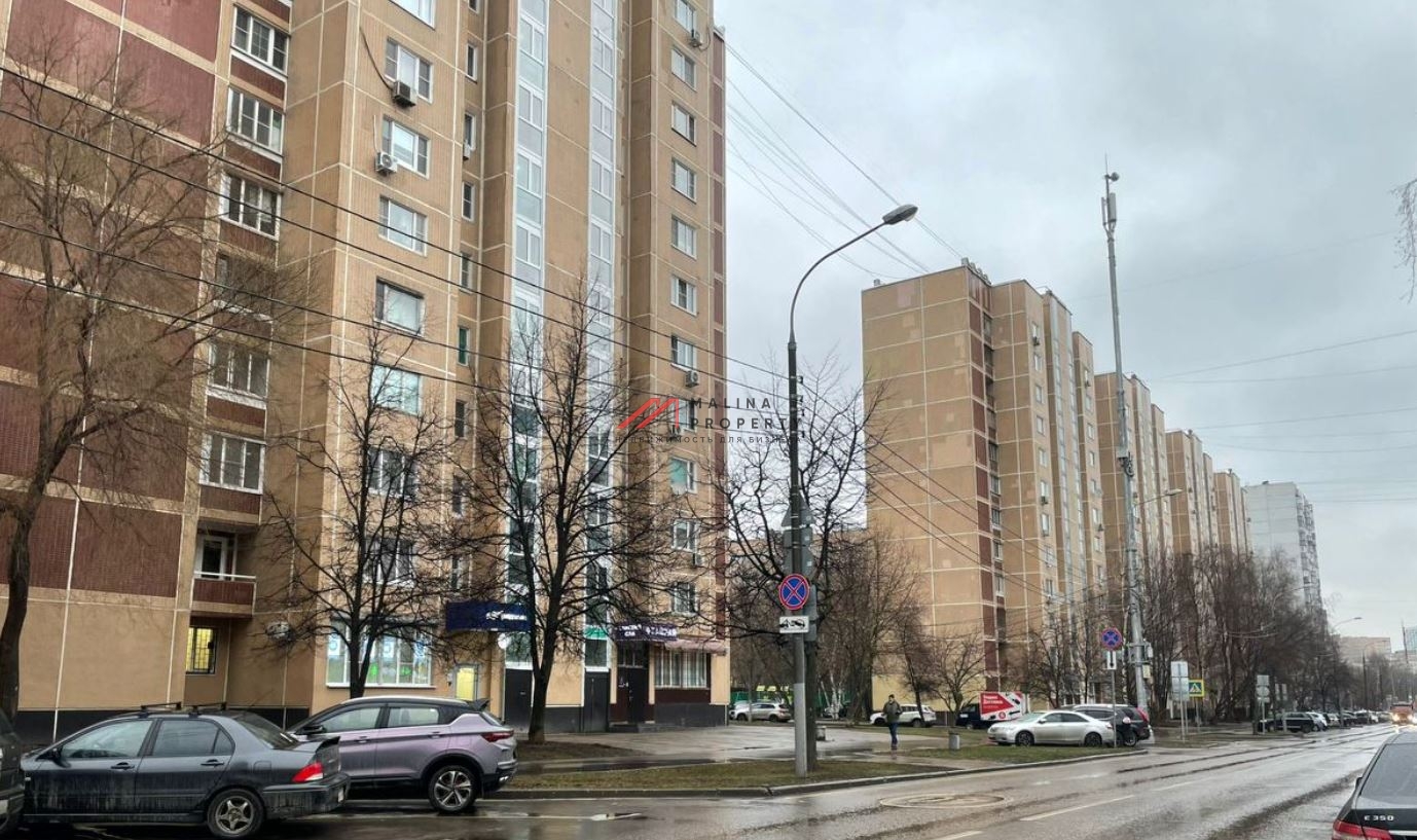 Продажа торгового помещения с арендаторами в Отрадном