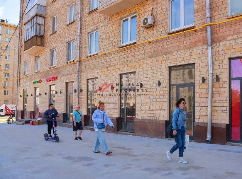 Продажа помещения на Ленинском проспекте с аптекой «Ваша №1»