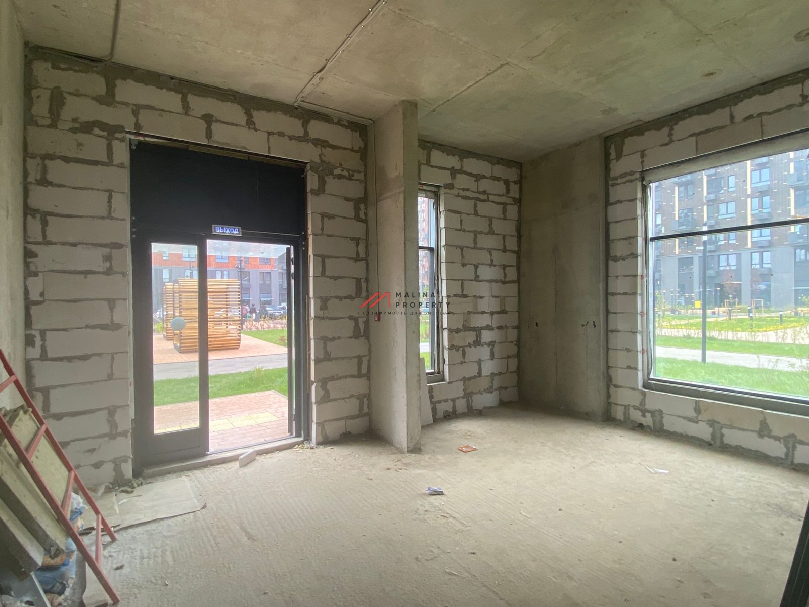 Продажа торгового помещения в ЖК "Остафьево" 