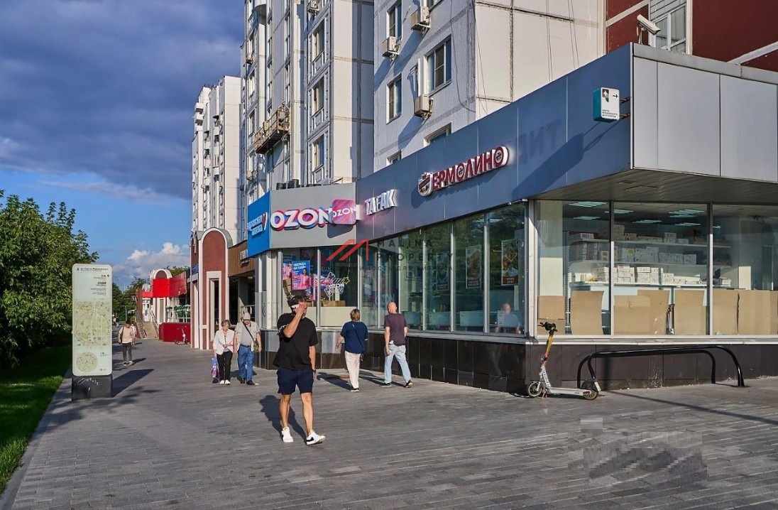 Продажа торгового помещения с арендаторами