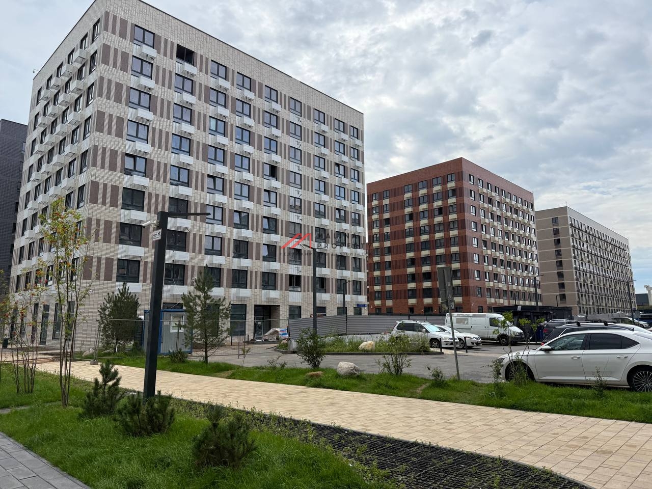 Продажа помещения с арендаторами в ЖК Ильинские луга