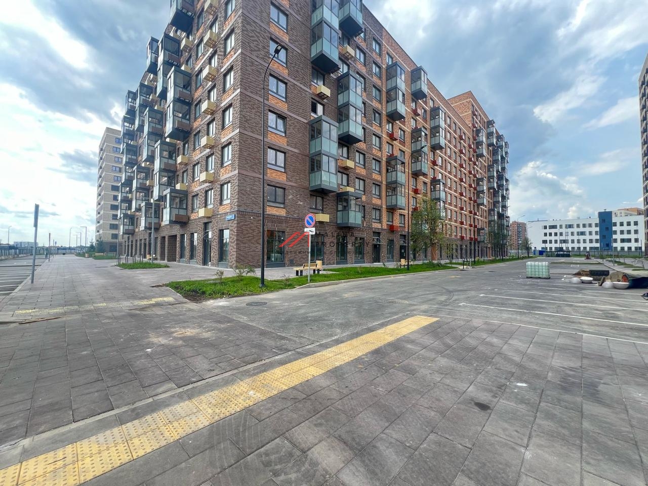 Продажа торгового помещения с магазином Магнит в ЖК "Алхимово"