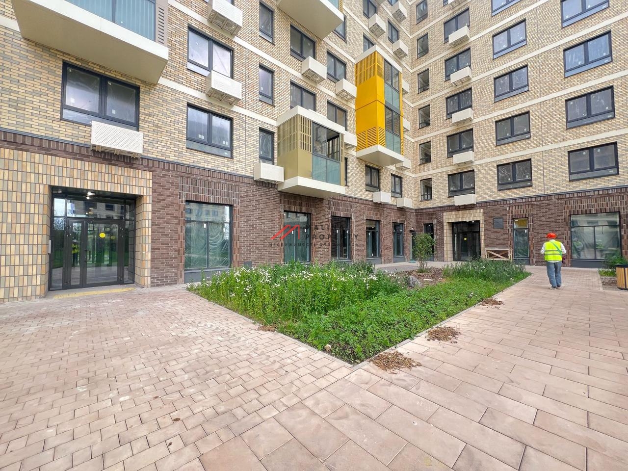 Продажа торгового помещения с магазином Магнит в ЖК "Алхимово"