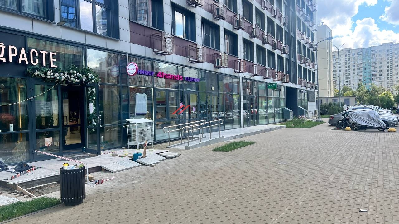 Продажа помещения арендатором 4Hands