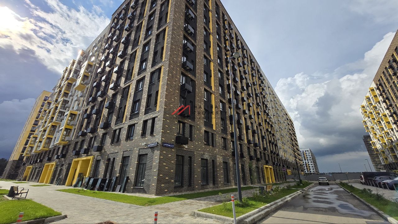 Продажа помещения с арендатором в ЖК "Пятницкие луга" 