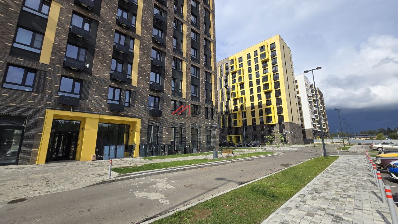 Продажа помещения с арендатором в ЖК "Пятницкие луга" 