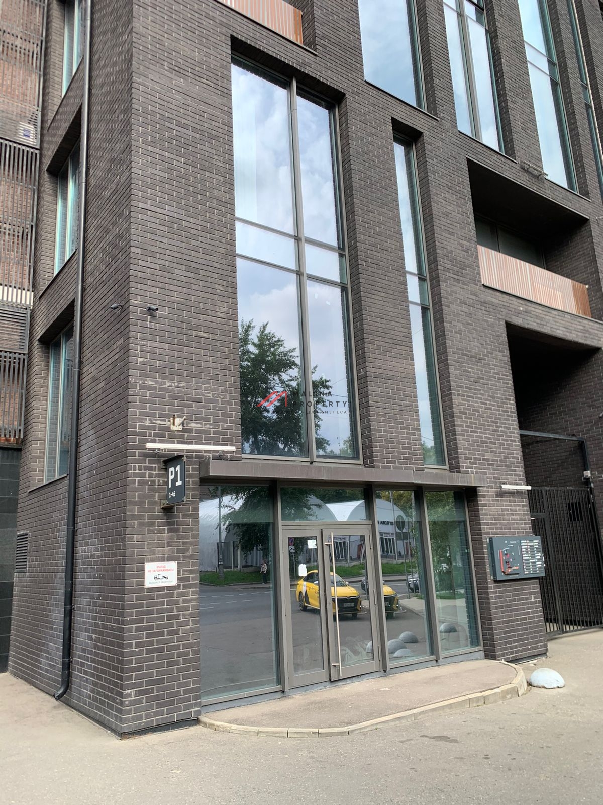 Продажа торгового помещения на Нижняя Красносельская